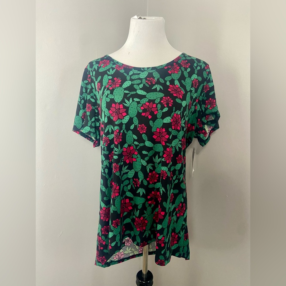 LuLaRoe Classic T Shirt NWT Black with Green and Red Cactus Floral Short Sleeve